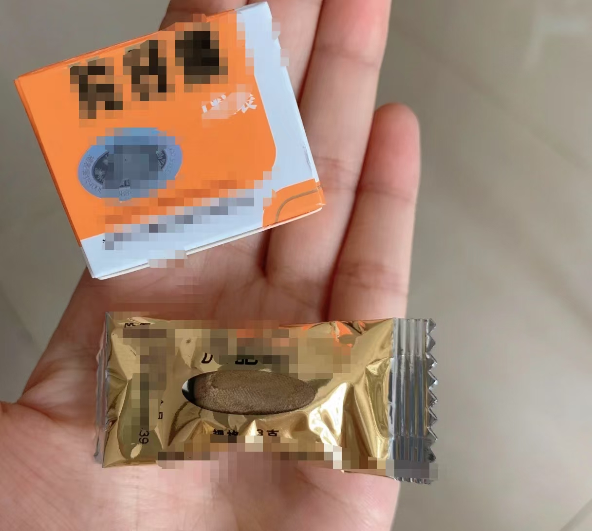 回收两粒装片仔癀礼盒